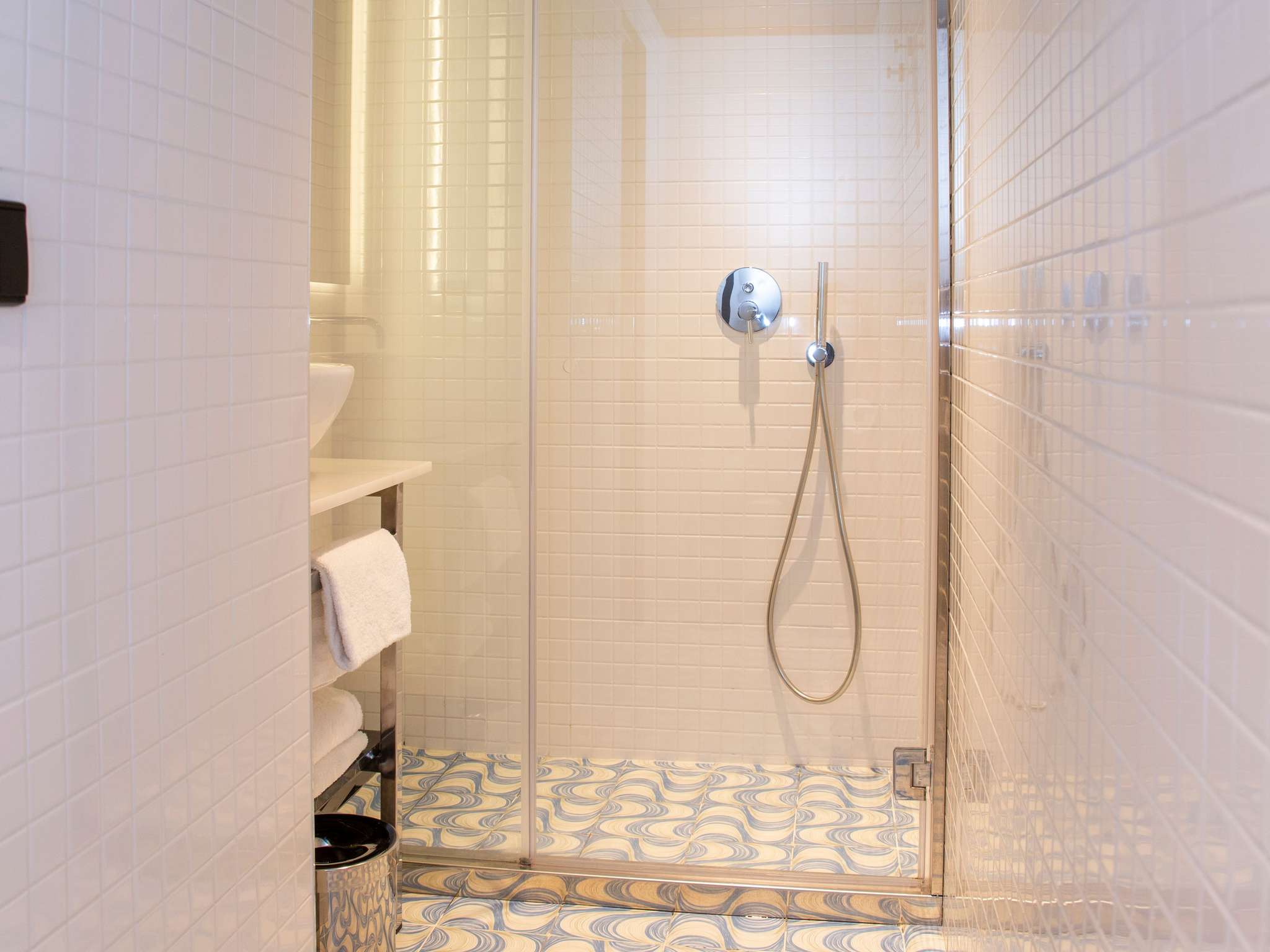 B5l3 Rodba 03 P 2048X1536