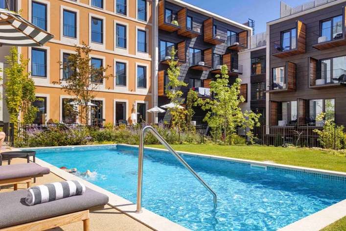 B2l7 Ho 00 P 1024X768