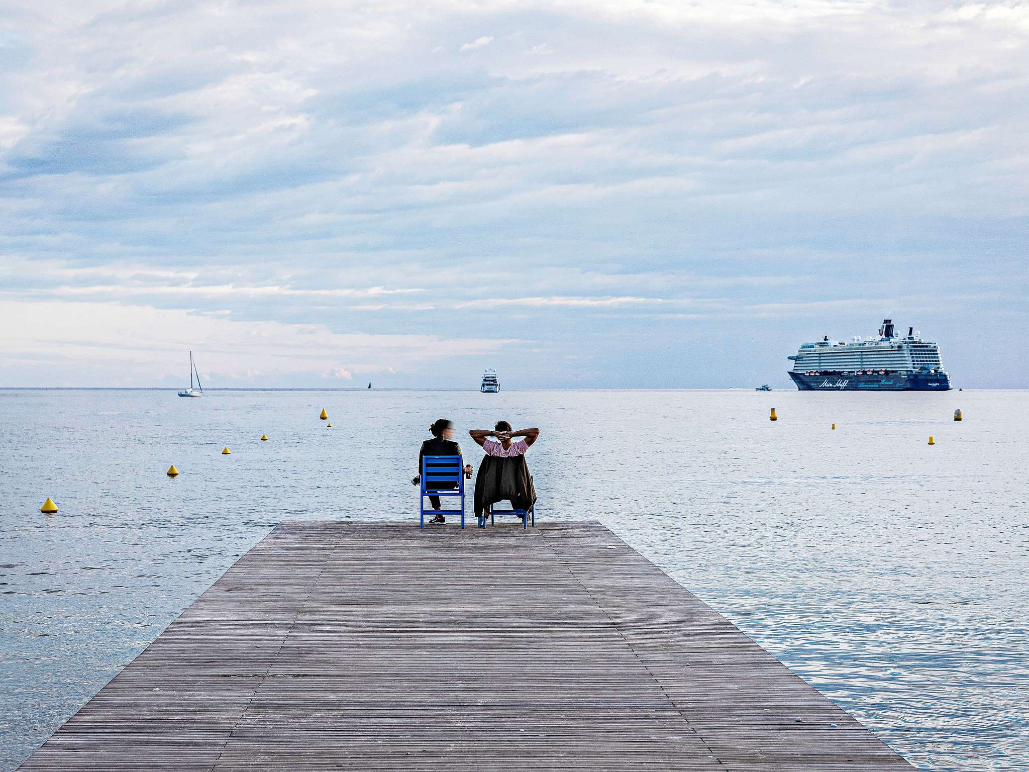 1370 De 07 P 2048X1536