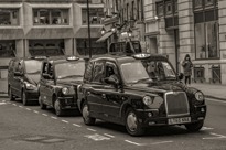 Taxi 4009617 1920 (1)