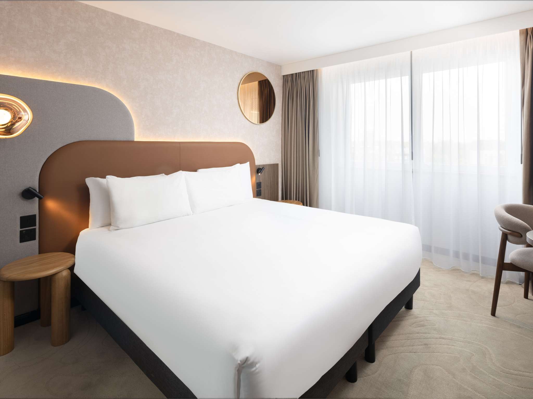 C0v5 Ho 08 P 2048X1536