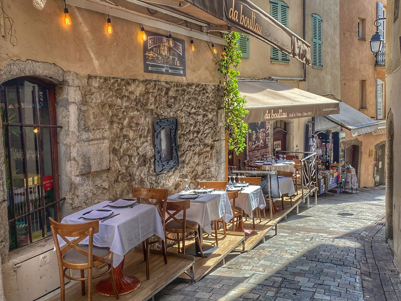 Cannes Old Town Le Suquet